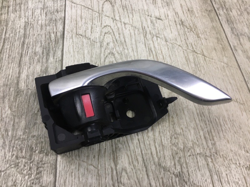 Ручка двери внутренняя правая 6 GJ 12- 2015 GJ 2.5 PYY1 Ручка двери внутренняя правая 6 GJ 12- 2015 GJ 2.5 PYY1