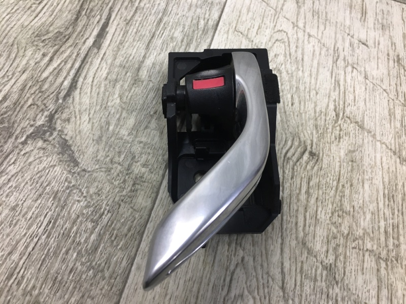 Ручка двери внутренняя правая MAZDA 6 GJ 12- GJ 2.5 PYY1 Ручка двери внутренняя правая MAZDA 6 GJ 12- GJ 2.5 PYY1