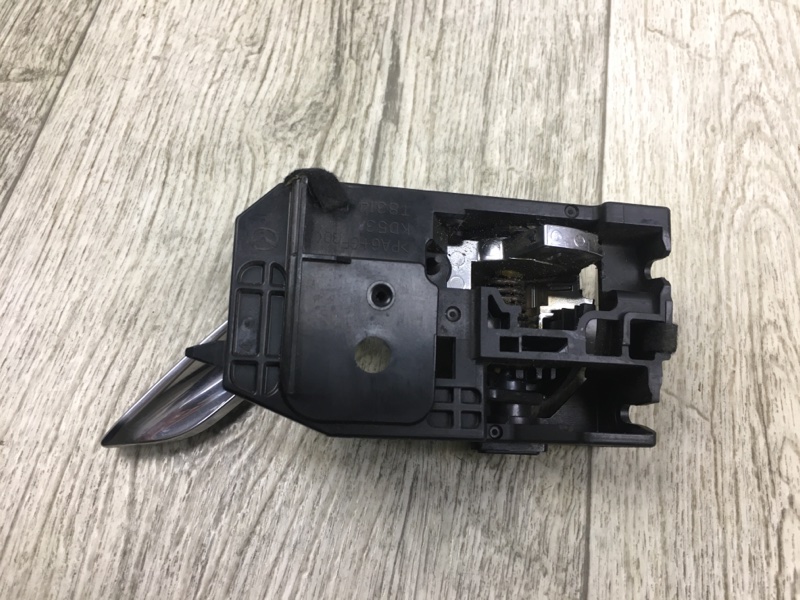 Ручка двери внутренняя правая 6 GJ 12- 2015 GJ 2.5 PYY1 Ручка двери внутренняя правая 6 GJ 12- 2015 GJ 2.5 PYY1