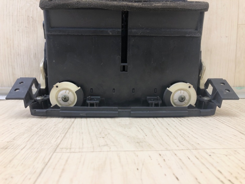 Накладка торпедо центр. GRAND VITARA 05-15 2005 Внедорожник 2.0 J20A