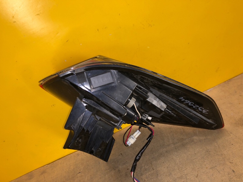 Фонарь наружный правый X-TRAIL/ROGUE T32 13-20 Фонарь наружный правый X-TRAIL/ROGUE T32 13-20