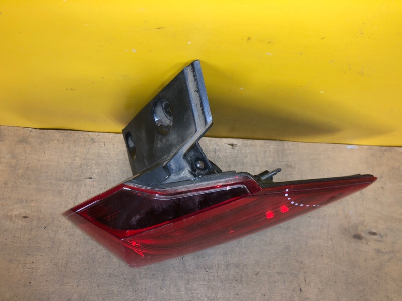 Фонарь наружный правый X-TRAIL/ROGUE T32 13-20 Фонарь наружный правый X-TRAIL/ROGUE T32 13-20