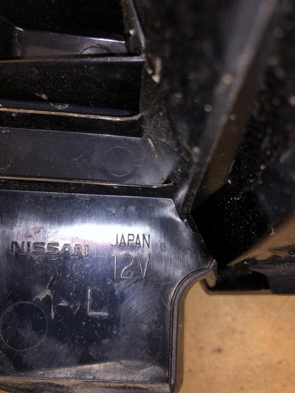 Фонарь наружный левый X-TRAIL/ROGUE T32 13-20 Фонарь наружный левый X-TRAIL/ROGUE T32 13-20