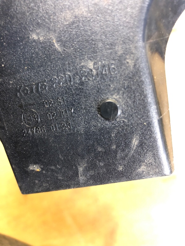 Фонарь наружный левый X-TRAIL/ROGUE T32 13-20 Фонарь наружный левый X-TRAIL/ROGUE T32 13-20