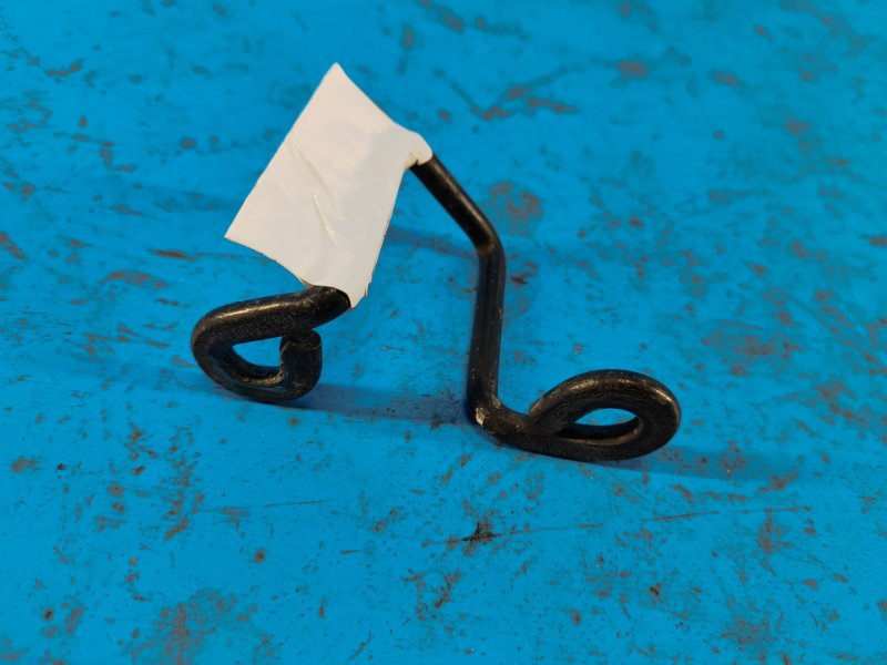 Петля капота SEBRING 06-10