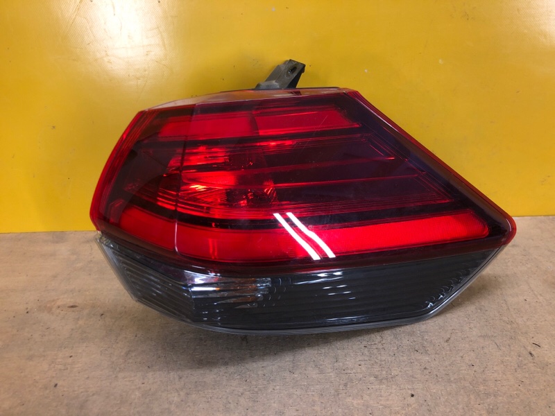 Запчасть фонарь наружный правый NISSAN X-TRAIL/ROGUE T32 13-20 265506FP0A Б/У Фонарь наружный правый NISSAN X-TRAIL/ROGUE T32 13-20 265506FP0A Б/У