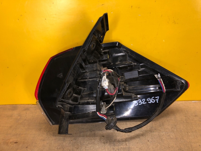 Фонарь наружный левый X-TRAIL/ROGUE T32 13-20 Фонарь наружный левый X-TRAIL/ROGUE T32 13-20