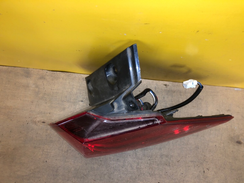 Фонарь наружный правый X-TRAIL/ROGUE T32 13-20 Фонарь наружный правый X-TRAIL/ROGUE T32 13-20