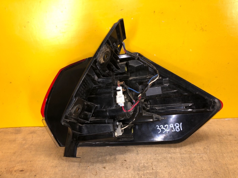 Фонарь наружный левый X-TRAIL/ROGUE T32 13-20 Фонарь наружный левый X-TRAIL/ROGUE T32 13-20