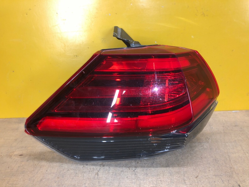 Запчасть фонарь наружный левый NISSAN X-TRAIL/ROGUE T32 13-20 265556FP0A Б/У Фонарь наружный левый NISSAN X-TRAIL/ROGUE T32 13-20 265556FP0A Б/У