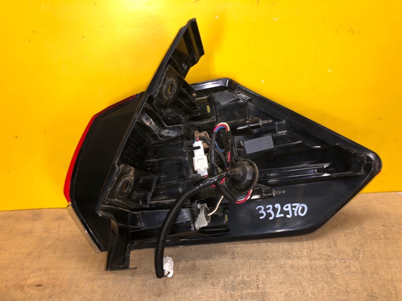 Фонарь наружный левый X-TRAIL/ROGUE T32 13-20 Фонарь наружный левый X-TRAIL/ROGUE T32 13-20