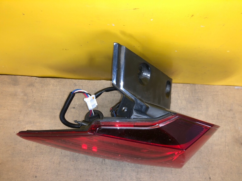 Фонарь наружный левый X-TRAIL/ROGUE T32 13-20 Фонарь наружный левый X-TRAIL/ROGUE T32 13-20