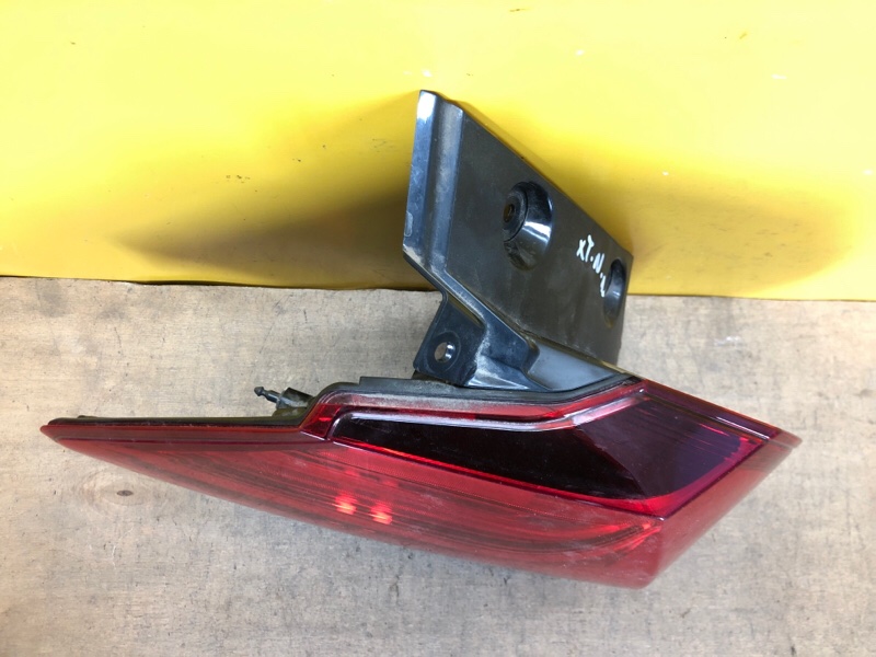 Фонарь наружный левый X-TRAIL/ROGUE T32 13-20 Фонарь наружный левый X-TRAIL/ROGUE T32 13-20