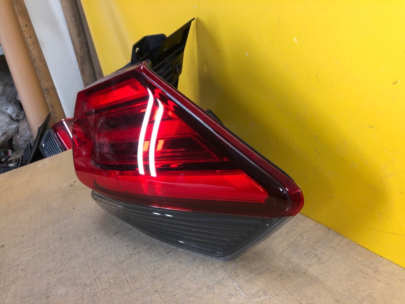 Фонарь наружный правый X-TRAIL/ROGUE T32 13-20 Фонарь наружный правый X-TRAIL/ROGUE T32 13-20