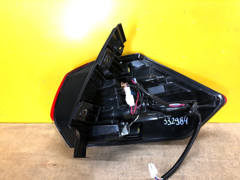 Фонарь наружный левый X-TRAIL/ROGUE T32 13-20 Фонарь наружный левый X-TRAIL/ROGUE T32 13-20