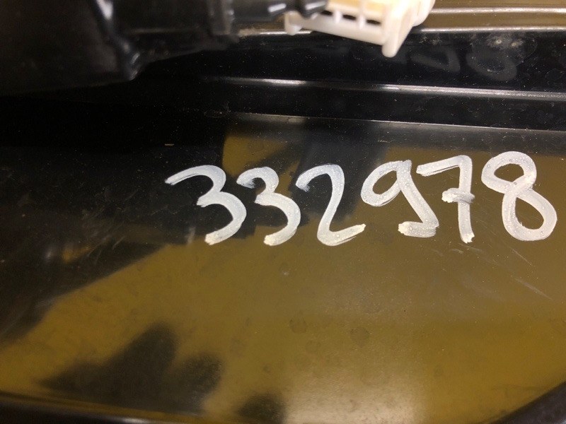 Фонарь наружный левый X-TRAIL/ROGUE T32 13-20 Фонарь наружный левый X-TRAIL/ROGUE T32 13-20