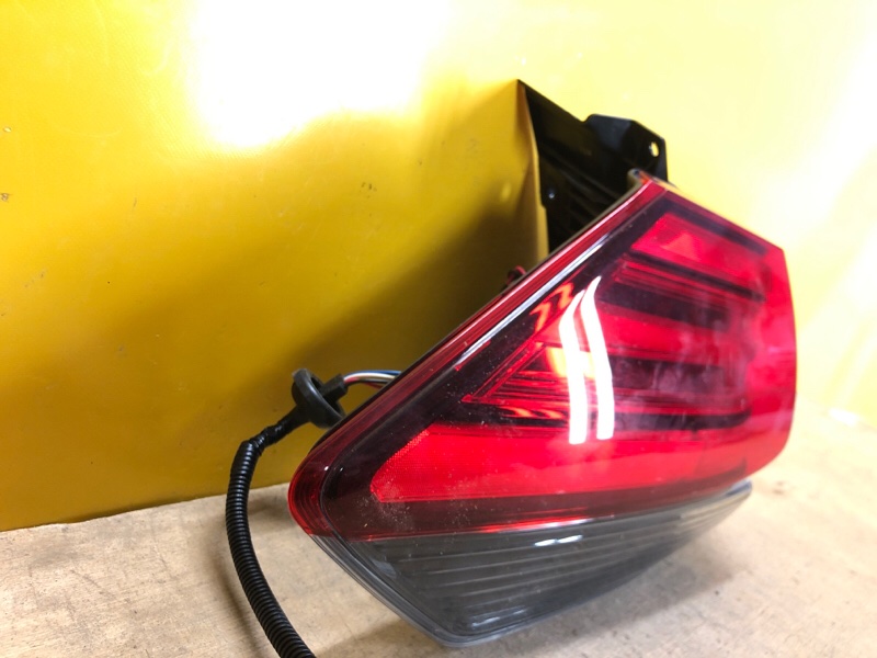 Фонарь наружный левый NISSAN X-TRAIL/ROGUE T32 13-20 Фонарь наружный левый NISSAN X-TRAIL/ROGUE T32 13-20