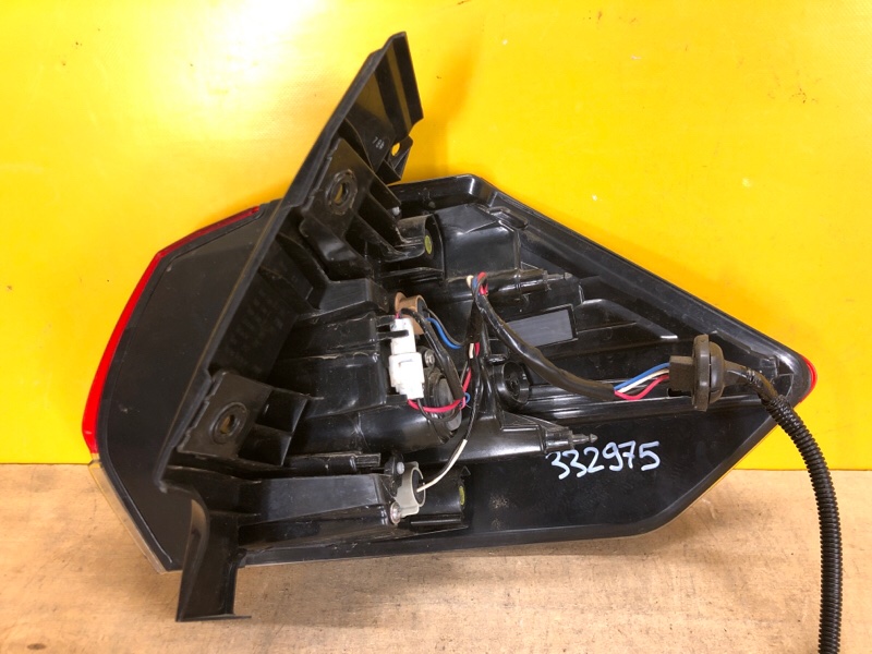 Фонарь наружный левый X-TRAIL/ROGUE T32 13-20 Фонарь наружный левый X-TRAIL/ROGUE T32 13-20