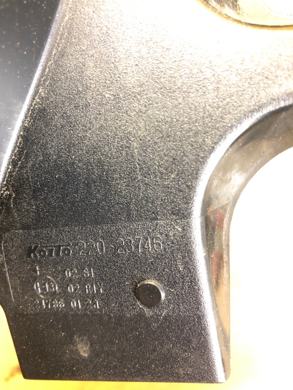 Фонарь наружный левый X-TRAIL/ROGUE T32 13-20 Фонарь наружный левый X-TRAIL/ROGUE T32 13-20