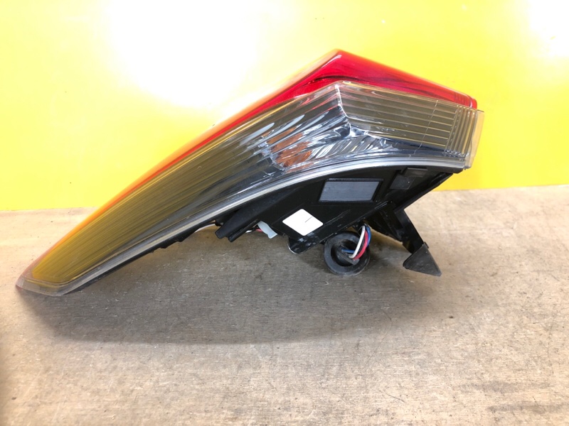 Фонарь наружный левый X-TRAIL/ROGUE T32 13-20 Фонарь наружный левый X-TRAIL/ROGUE T32 13-20