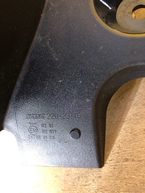 Фонарь наружный левый X-TRAIL/ROGUE T32 13-20 Фонарь наружный левый X-TRAIL/ROGUE T32 13-20