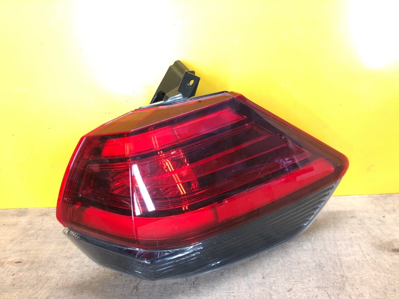 Запчасть фонарь наружный правый NISSAN X-TRAIL/ROGUE T32 13-20 265506FP0A Б/У Фонарь наружный правый NISSAN X-TRAIL/ROGUE T32 13-20 265506FP0A Б/У