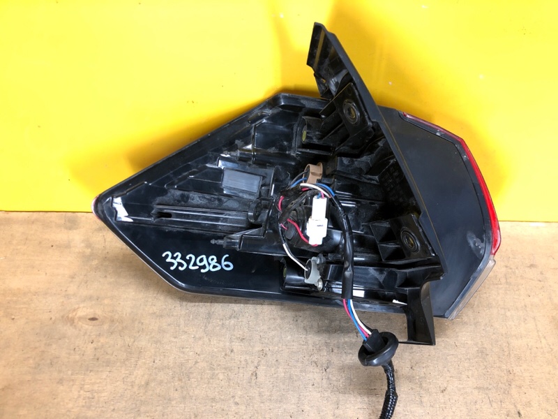 Фонарь наружный правый X-TRAIL/ROGUE T32 13-20 Фонарь наружный правый X-TRAIL/ROGUE T32 13-20