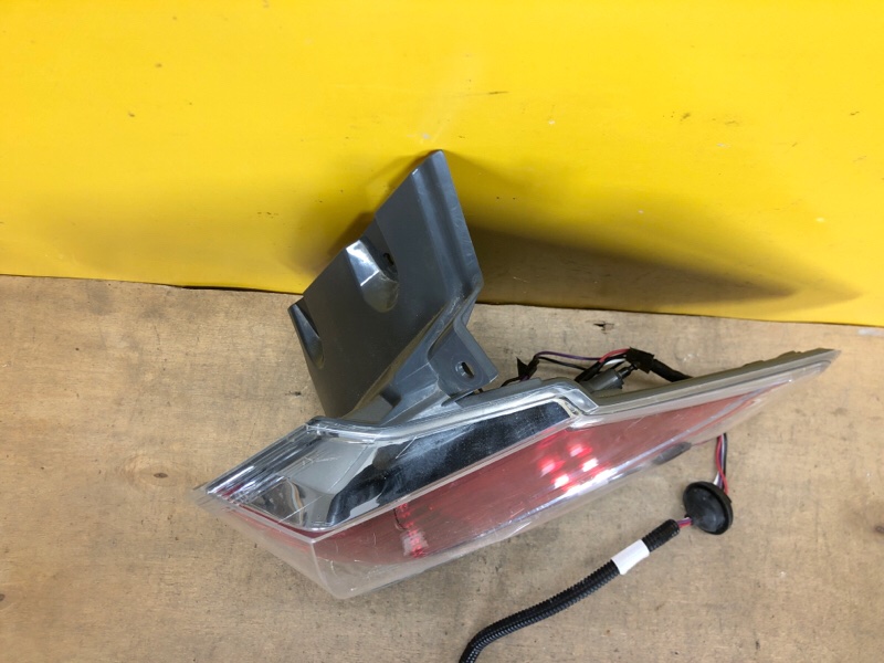 Фонарь наружный правый X-TRAIL/ROGUE T32 13-20 Фонарь наружный правый X-TRAIL/ROGUE T32 13-20