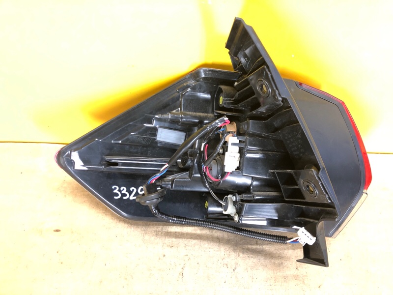 Фонарь наружный правый X-TRAIL/ROGUE T32 13-20 Фонарь наружный правый X-TRAIL/ROGUE T32 13-20