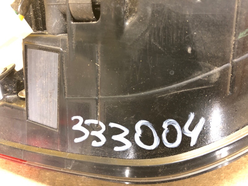 Фонарь внутренний левый X-TRAIL/ROGUE T32 13-20 Фонарь внутренний левый X-TRAIL/ROGUE T32 13-20