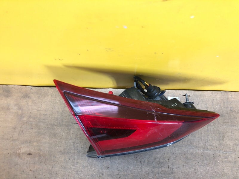 Фонарь внутренний левый X-TRAIL/ROGUE T32 13-20 Фонарь внутренний левый X-TRAIL/ROGUE T32 13-20