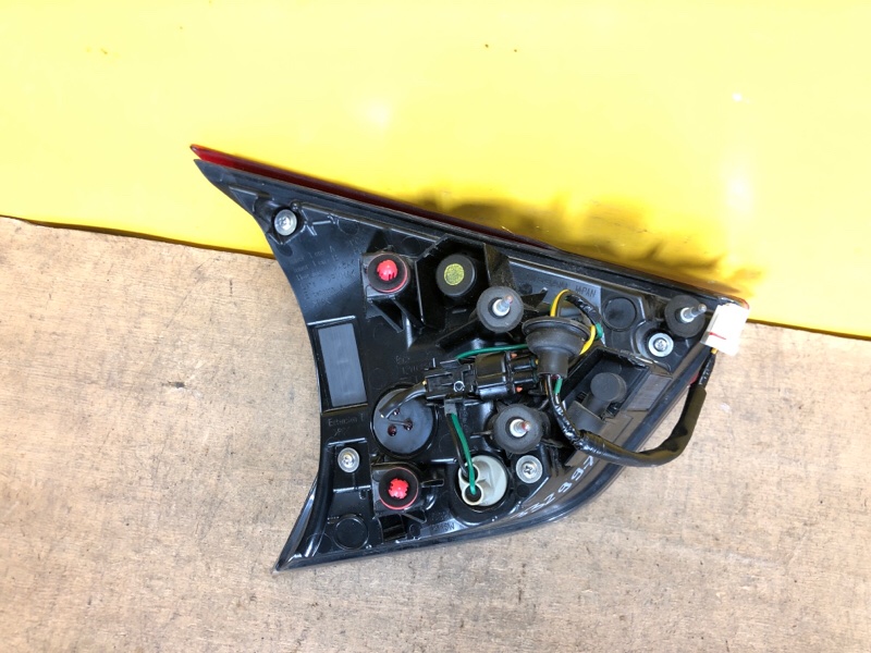 Фонарь внутренний правый X-TRAIL/ROGUE T32 13-20