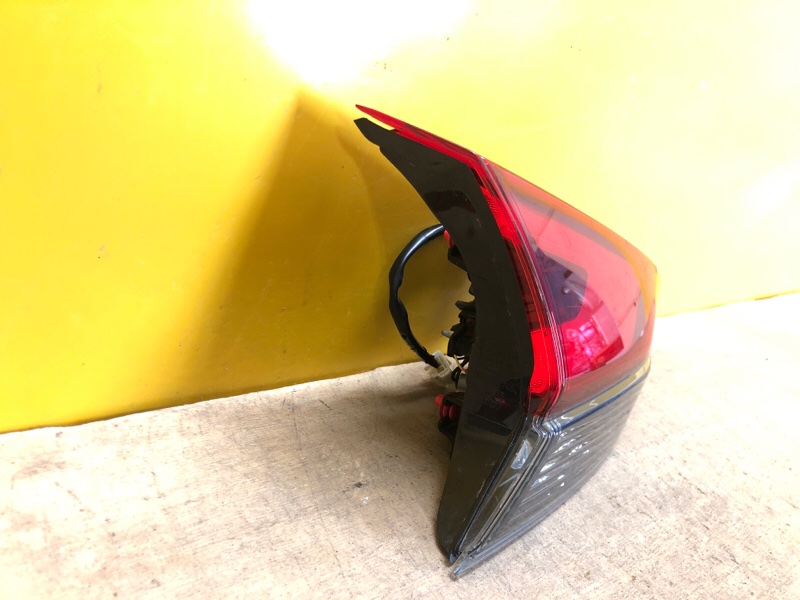 Фонарь внутренний левый NISSAN X-TRAIL/ROGUE T32 13-20 Фонарь внутренний левый NISSAN X-TRAIL/ROGUE T32 13-20