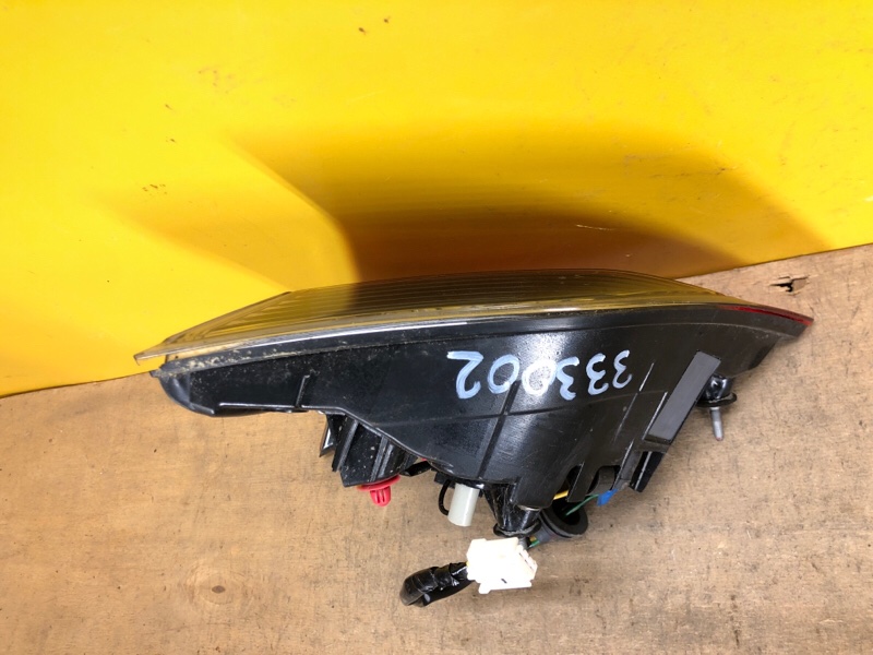 Фонарь внутренний левый X-TRAIL/ROGUE T32 13-20 Фонарь внутренний левый X-TRAIL/ROGUE T32 13-20