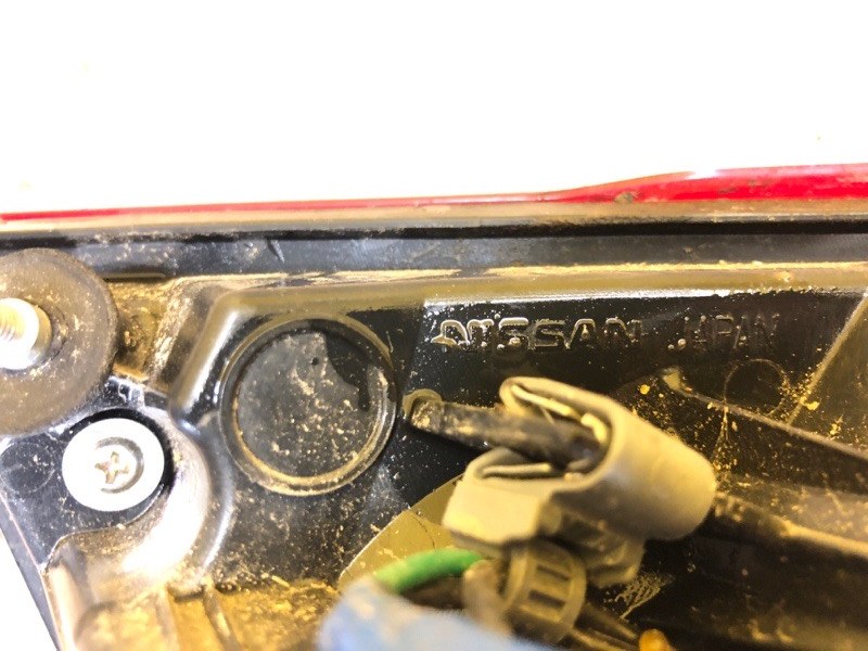 Фонарь внутренний левый X-TRAIL/ROGUE T32 13-20 Фонарь внутренний левый X-TRAIL/ROGUE T32 13-20