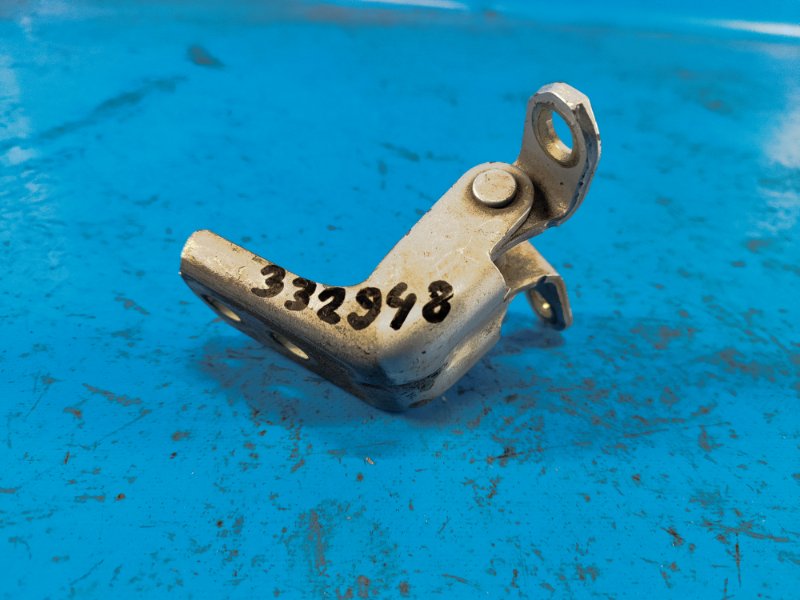 Петля двери нижняя передняя правая NISSAN X-TRAIL/ROGUE T32 13-20 80401-5HA0A Б/У