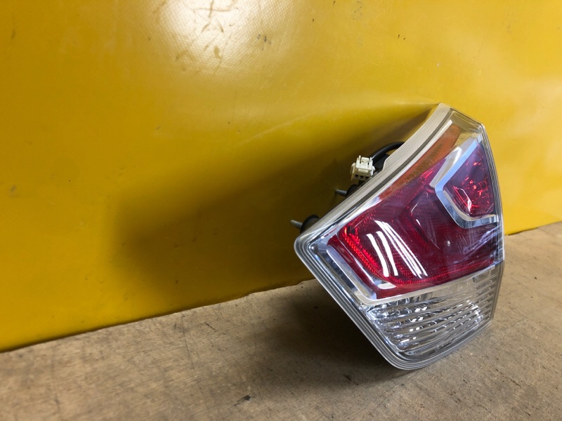 Фонарь внутренний правый NISSAN X-TRAIL/ROGUE T32 13-20