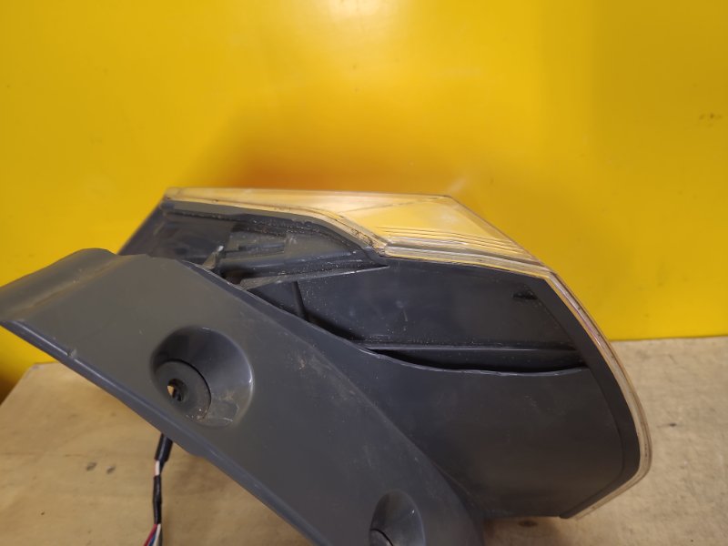 Фонарь наружный правый X-TRAIL/ROGUE T32 13-20 Фонарь наружный правый X-TRAIL/ROGUE T32 13-20