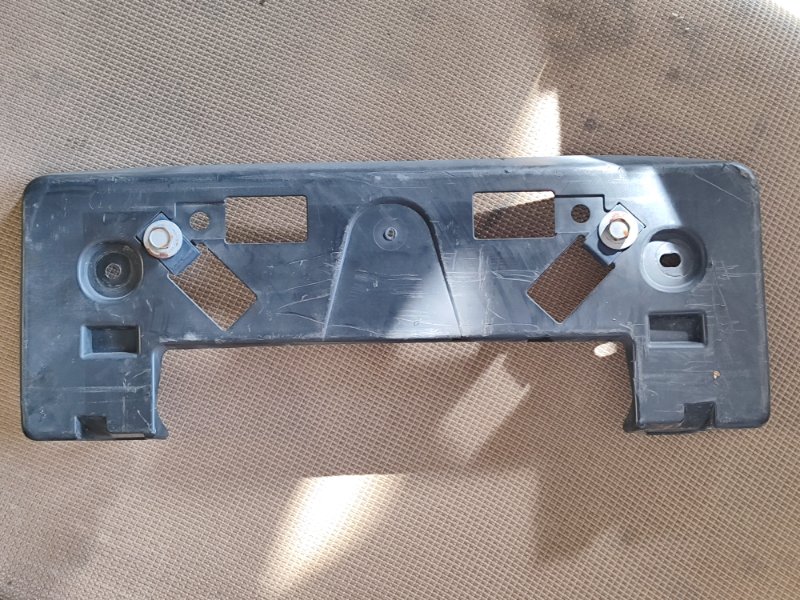 Площадка номерного знака передняя LEAF 10-17