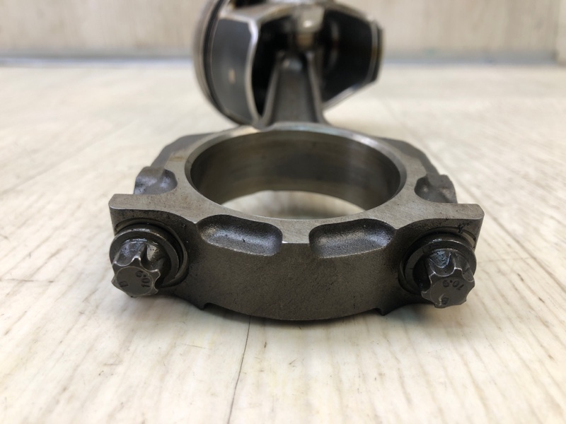 Поршень FOCUS 10-18 2015 CB8 2.0 XQDA