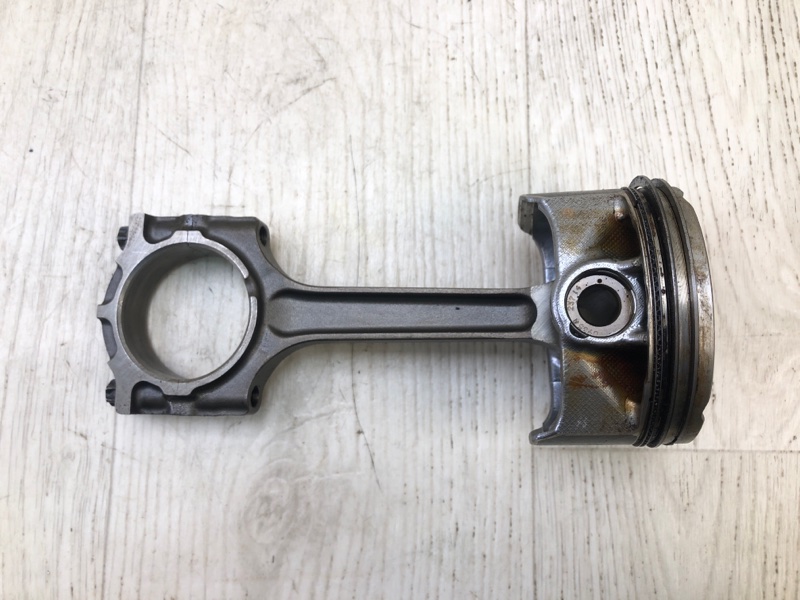 Поршень FOCUS 10-18 2015 CB8 2.0 XQDA