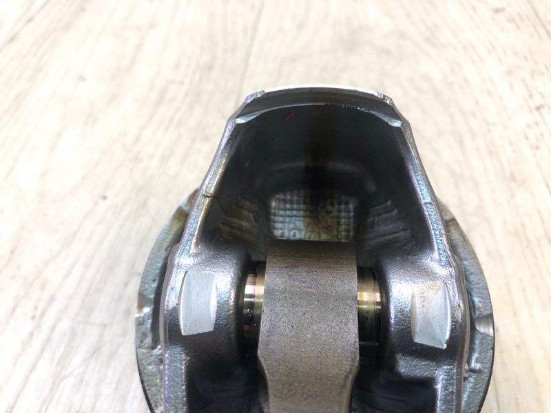 Поршень FOCUS 10-18 2015 CB8 2.0 XQDA