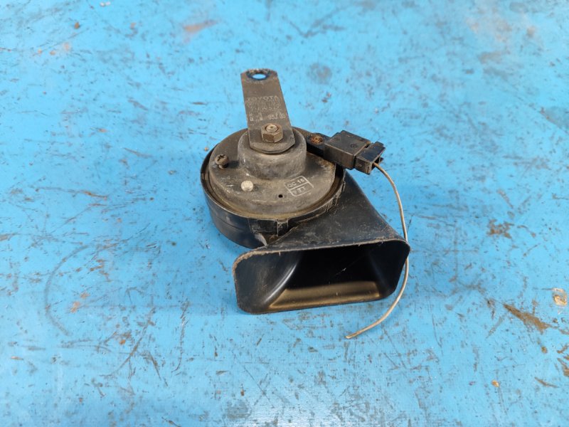 Сигнал CAMRY 40 06-11