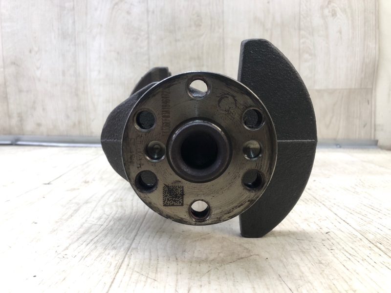 Коленвал FOCUS 10-18 2015 CB8 2.0 XQDA