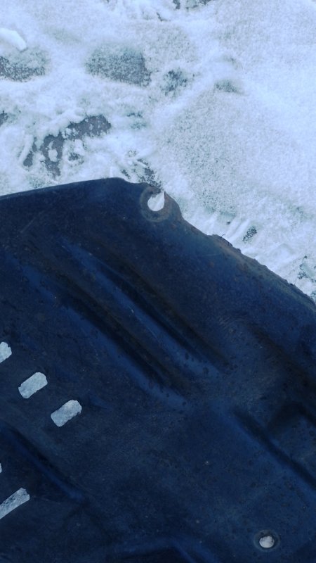 Подкрылок передний левый PAJERO 99-06