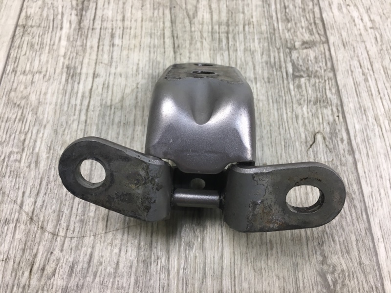 Петля двери нижняя задняя правая ELANTRA MD 10-15 2011 MD 1.8 G4NB