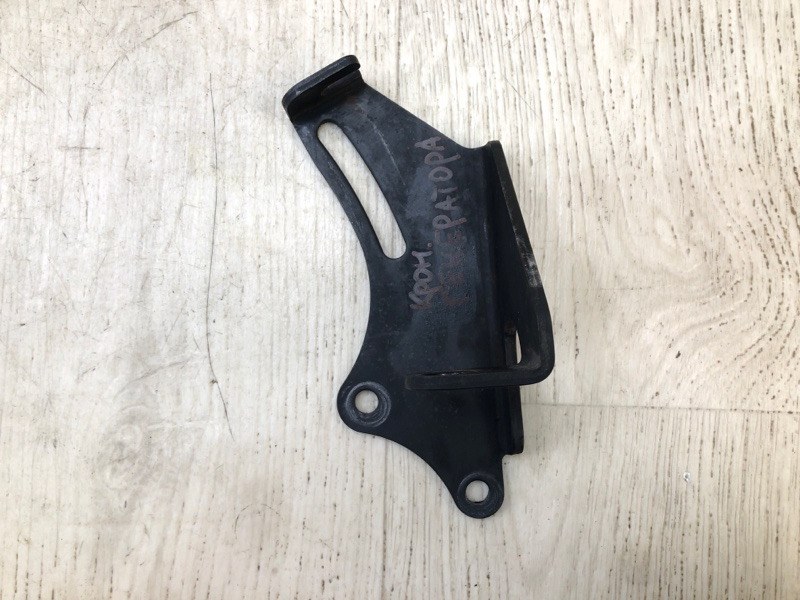 Кронштейн генератора HYUNDAI ELANTRA HD 06-11 2009 HD 2.0 G4GC 3746023651 Б/У