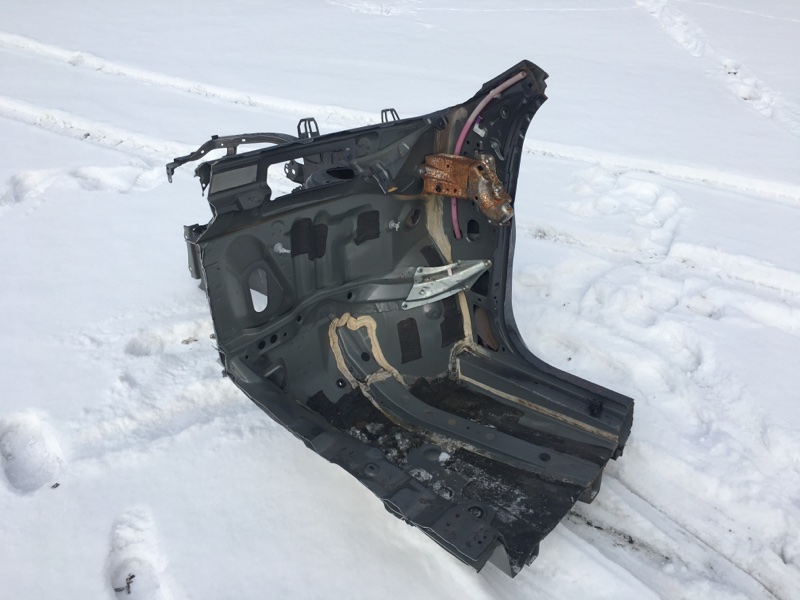 Четверть кузова передняя правый RAV4 13-19 2016 2.5 2ARFE