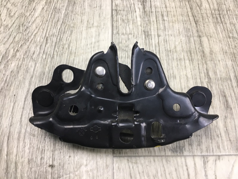 Замок капота NISSAN QASHQAI/ROGUE SPORT 14- 2020 J11 2.0L MR20DD 65601-DF30A Б/У