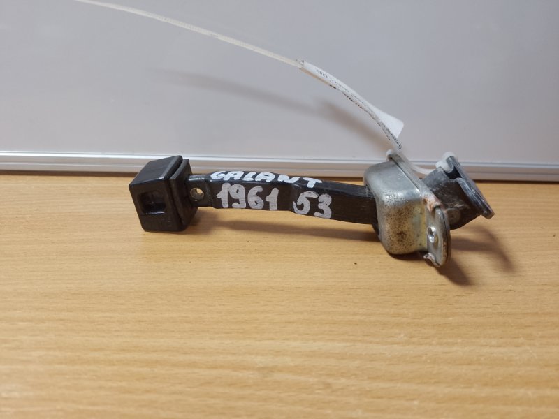 Ограничитель двери задний левый MITSUBISHI GALANT 03-12 2009 Седан 2.4 MR599917 Б/У